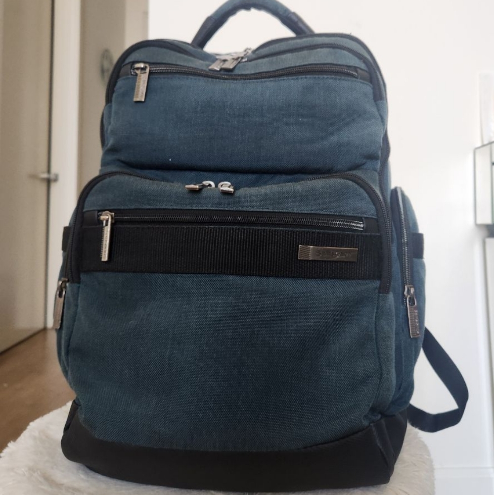 Samsonite Teal and Black Backpack